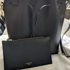 Camelia Roma Black Leather Bucket Bag